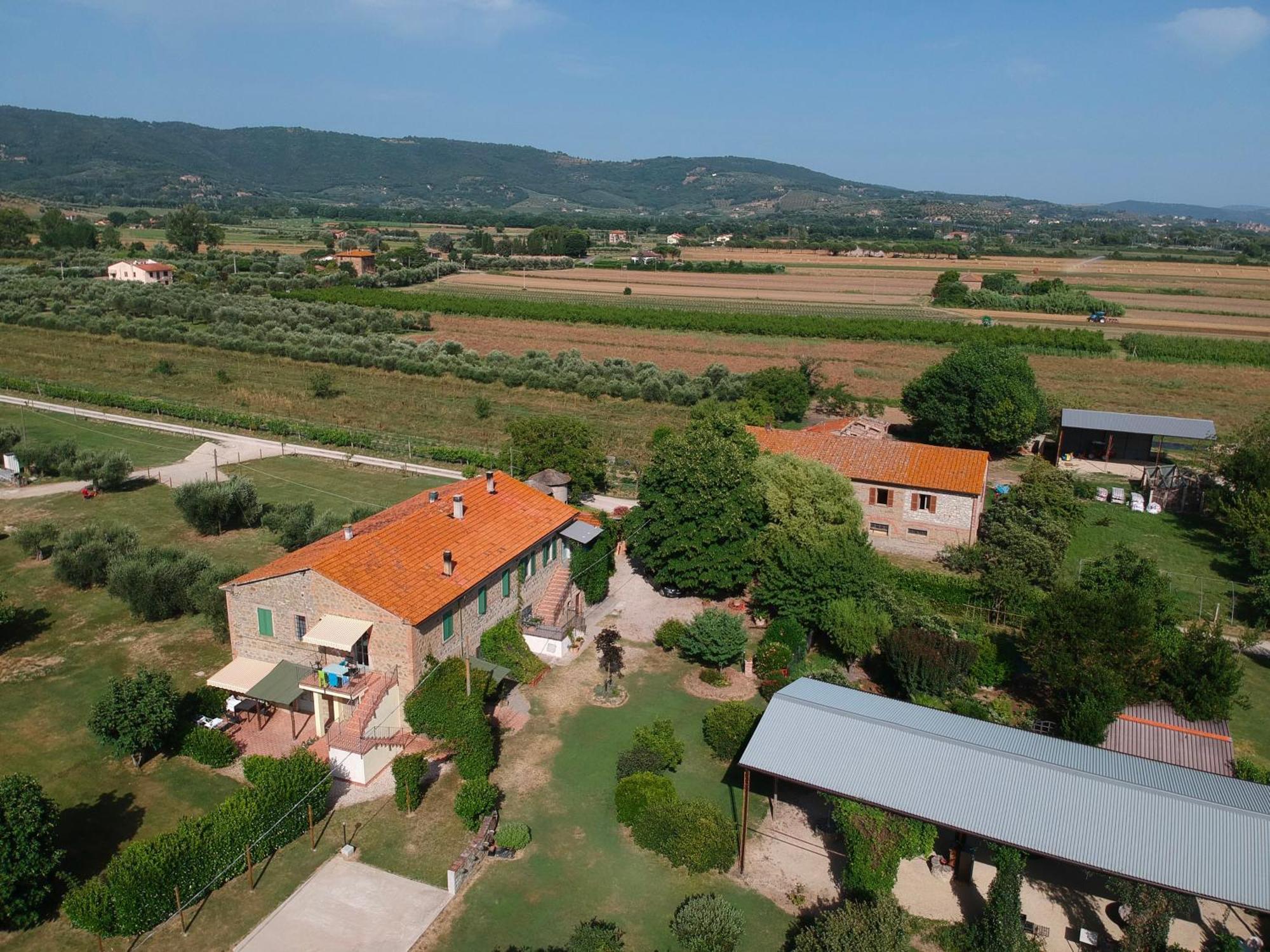 Agriturismo Brocca Tuoro sul Trasimeno Bagian luar foto